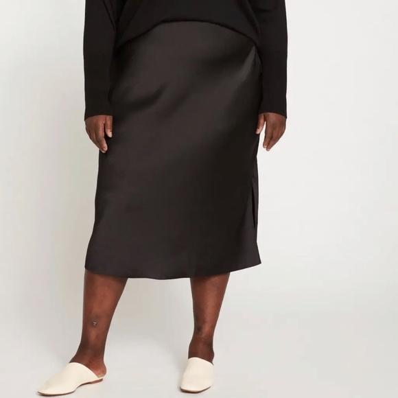 Universal Standard Diane Satin Bias Skirt - Small (14-16) - Picture 1 of 3